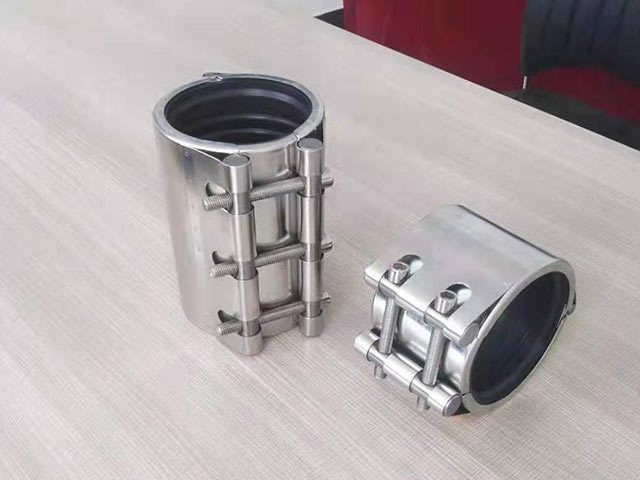 The manufacturer of pipe repair straub coupling will show you the difference between direct head and union